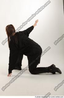 04 2018 01 ANGELIA KNEELING POSE SITH